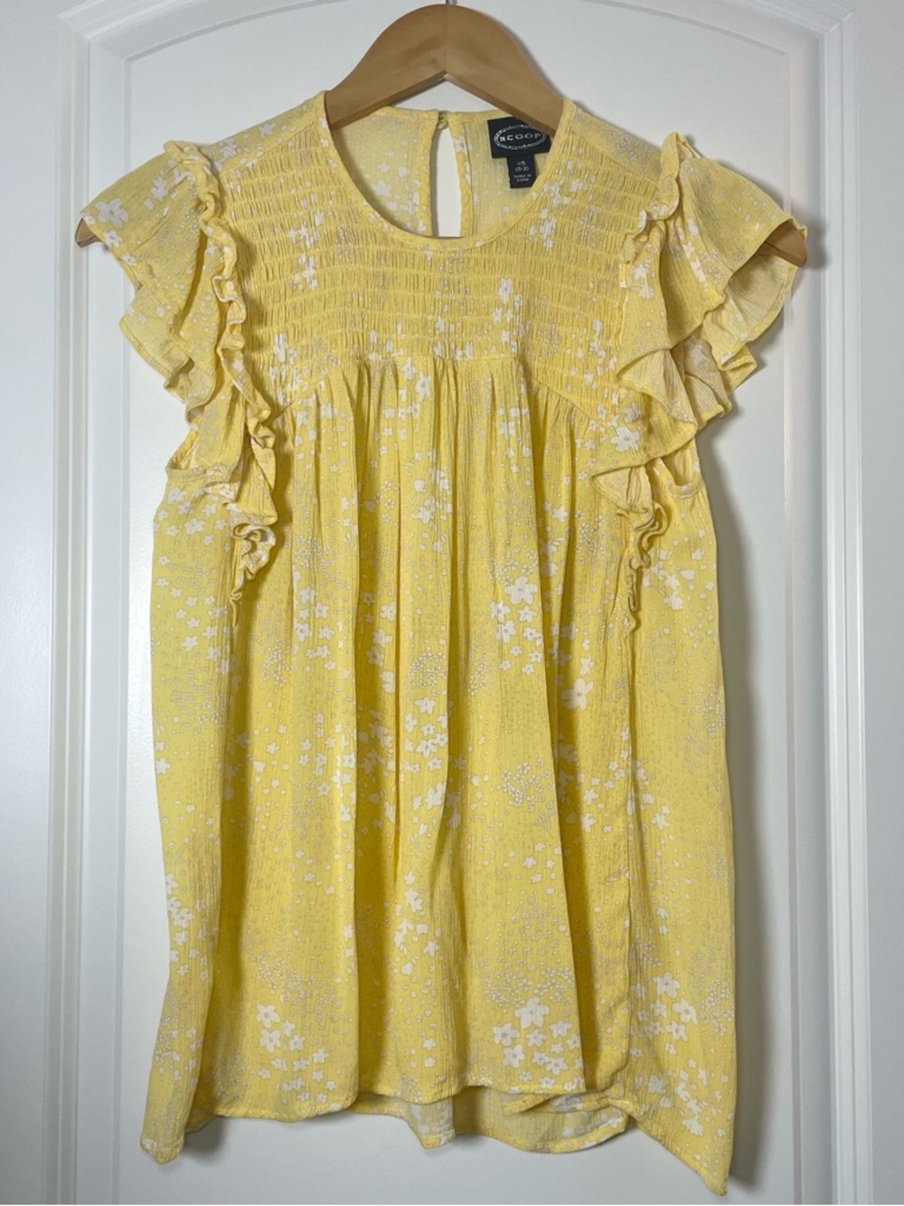 SCOOP Yellow Floral Smocked Blouse Ruffle Sleeves Lightweight Summer Top Size XS - Picture 3 of 12